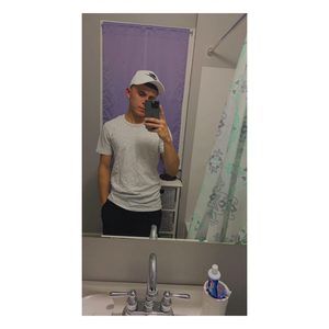 Meet your Posher, Jorge luis